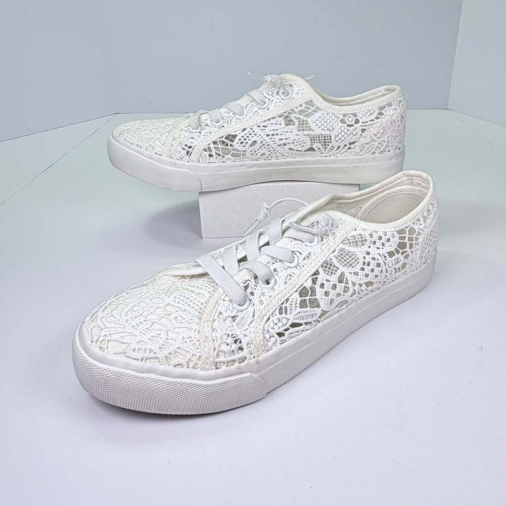 Jellypop Destiny Women's White Crochet Lace Sneakers
